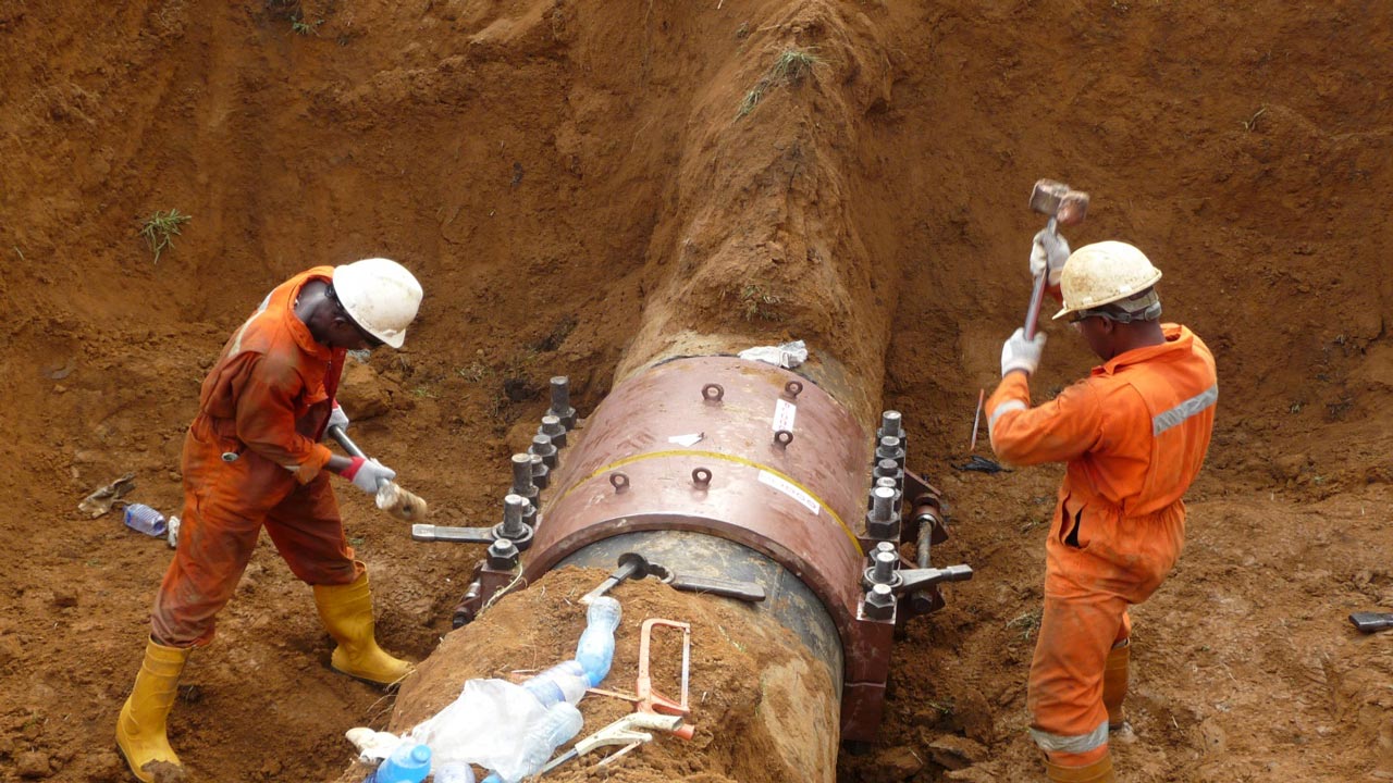 pipelines-repairs.jpg image